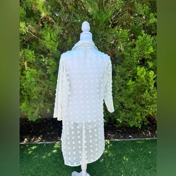 Women’s B Elegant White Sheer Swiss Dot Embroidered Long Sleeve Cardigan size S - Picture 3 of 5